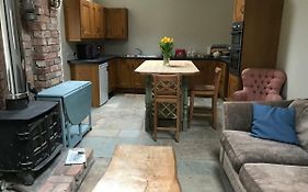 Tracey'S Farmhouse Cottage